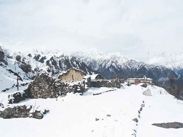 Dayara Bugyal Trek